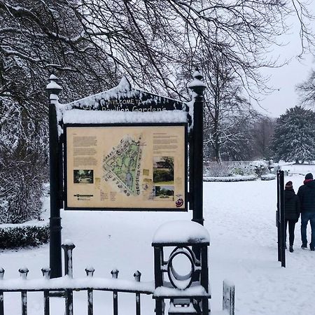 Buxton Holiday Home ภายนอก รูปภาพ